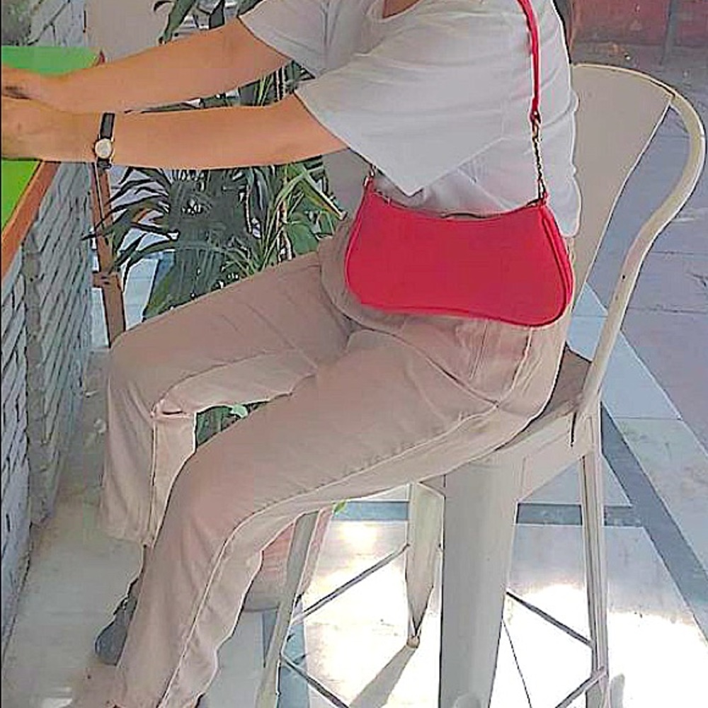 H&M Red Baguette Bag - Picture 4 of 4